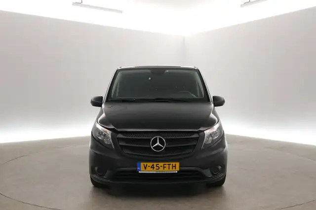 Mercedes-Benz Vito view 7