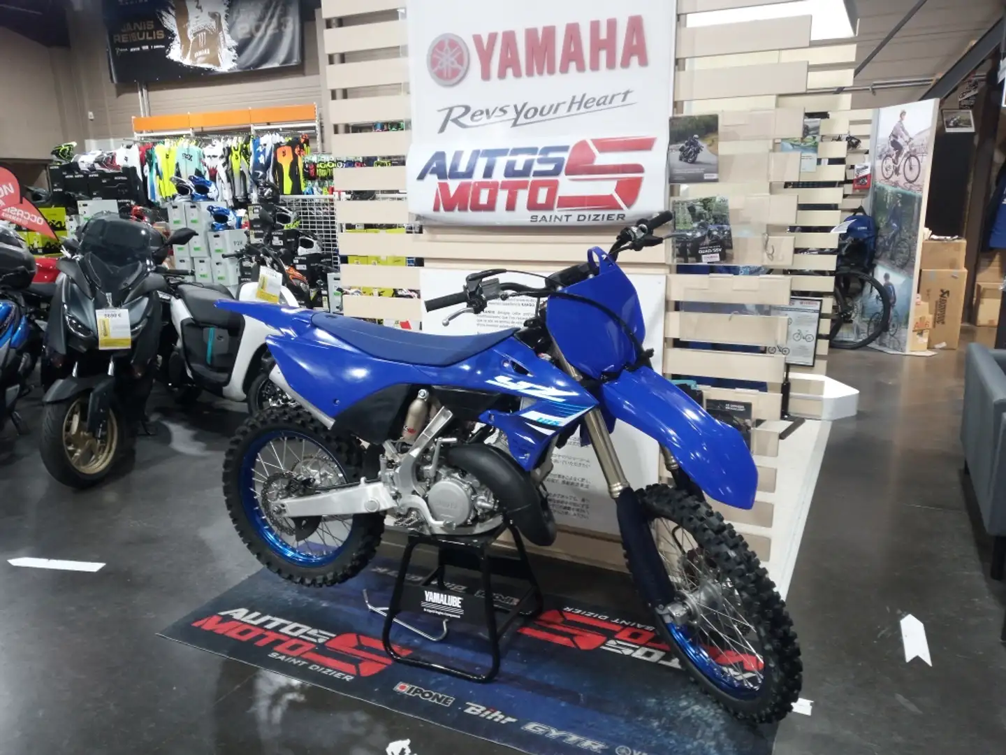 Yamaha Blauw - 1
