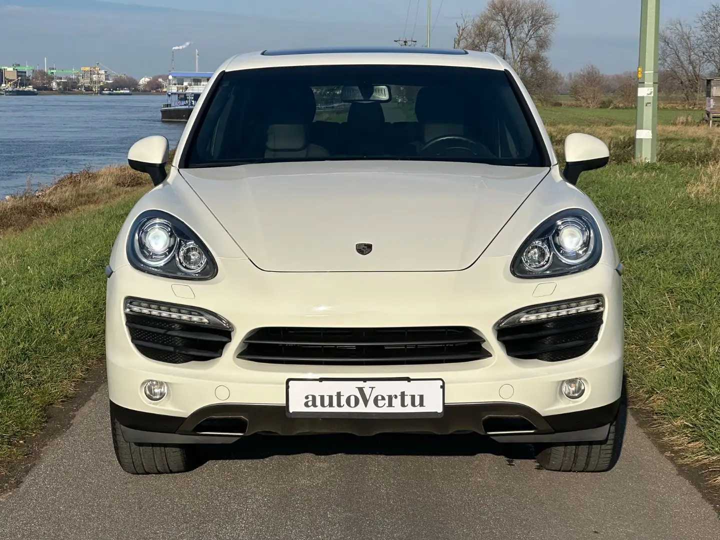 Porsche Cayenne S *CarPlay*ServiceNeu*ServoPlus*Mwst* Weiß - 2