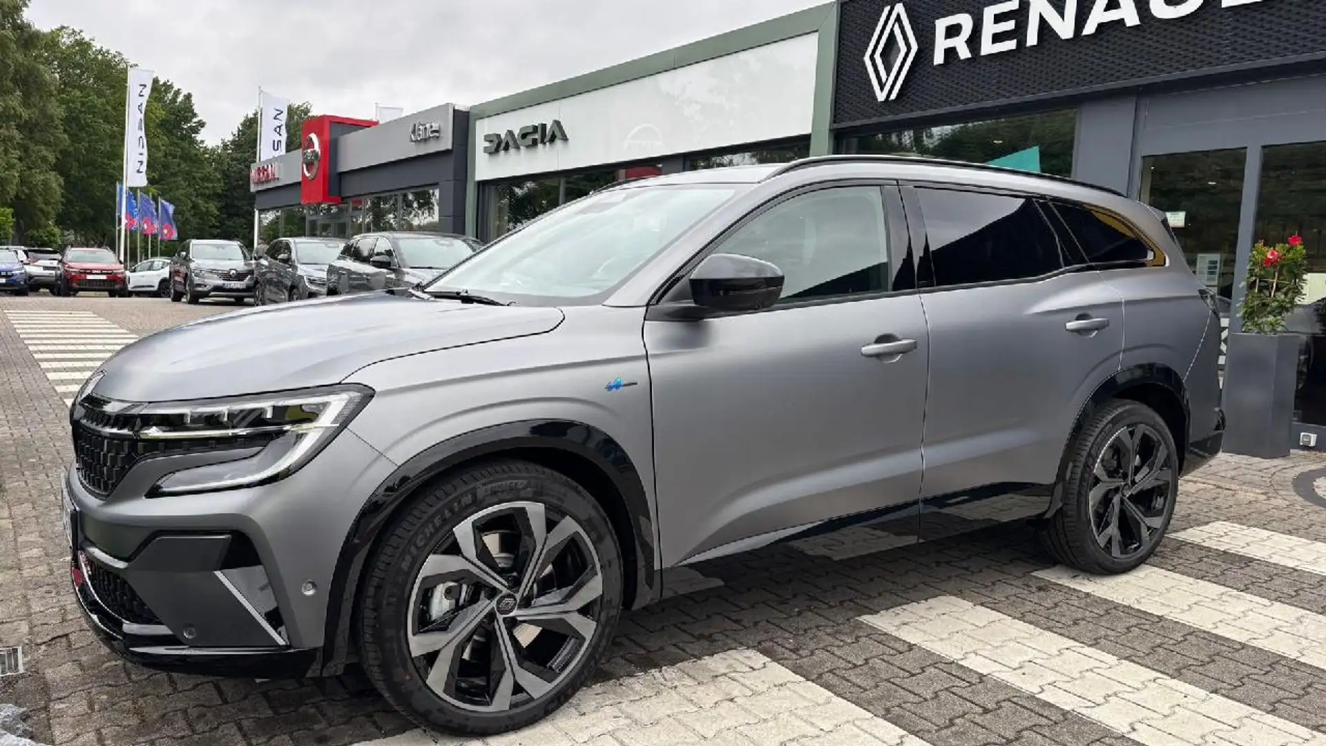 Renault Espace Esprit Alpine E-Tech Hybrid Grau - 2