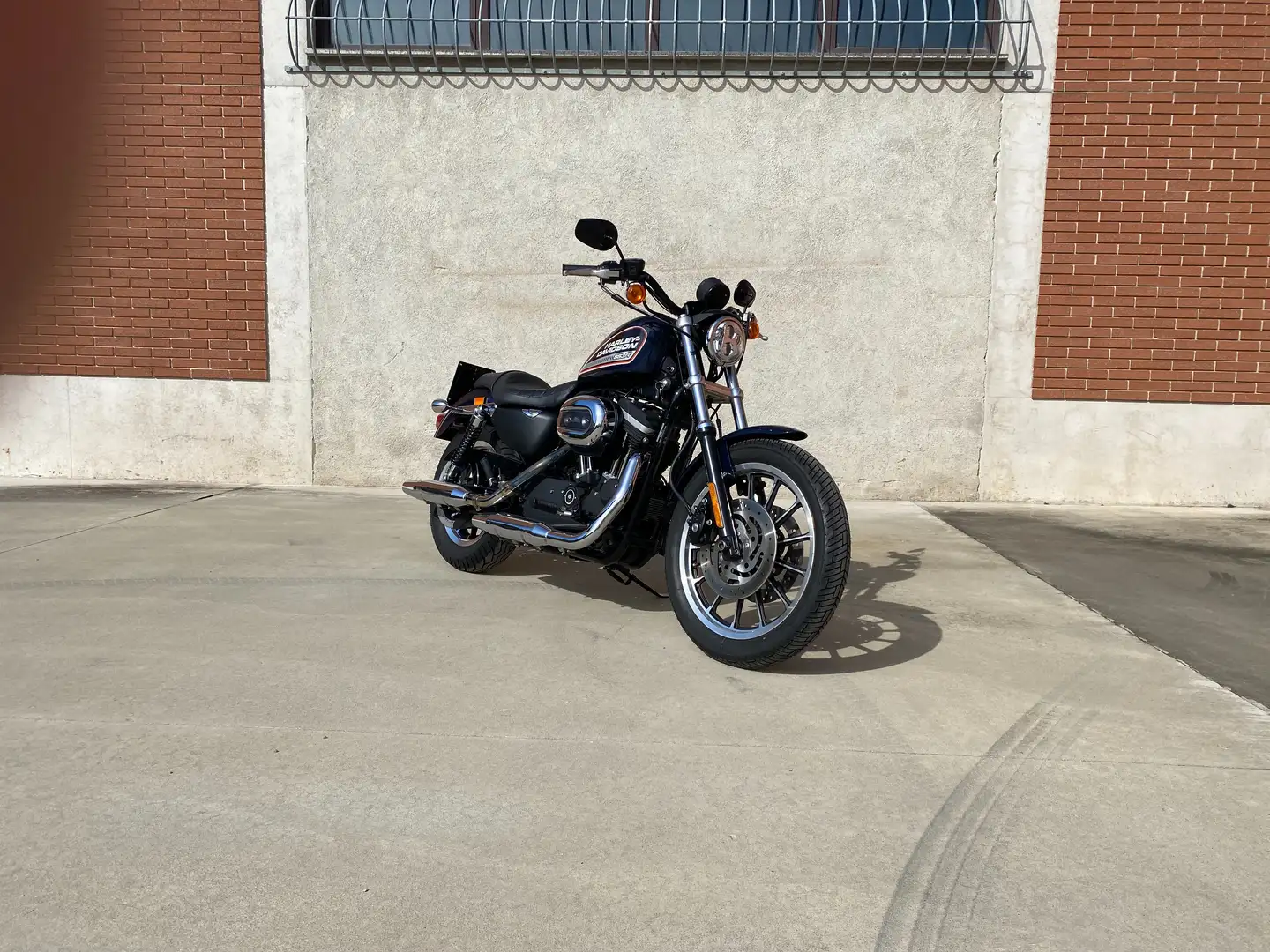 Harley-Davidson Sportster 883 R Azul - 1