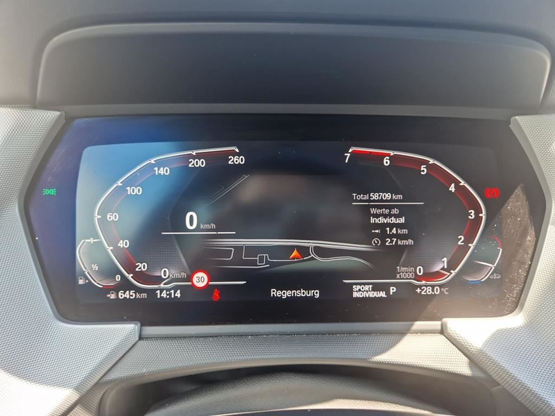 BMW 218 Advantage — photo 13