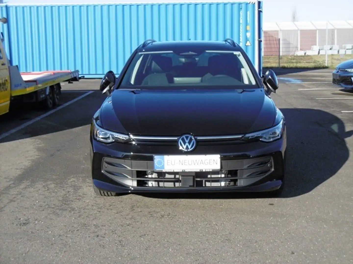 Volkswagen Golf VIII Variant 1.5 TSI Life Klima Navi Schwarz - 2
