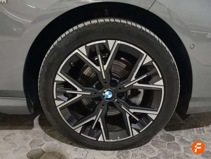 BMW Serie 1 2025, foto 29