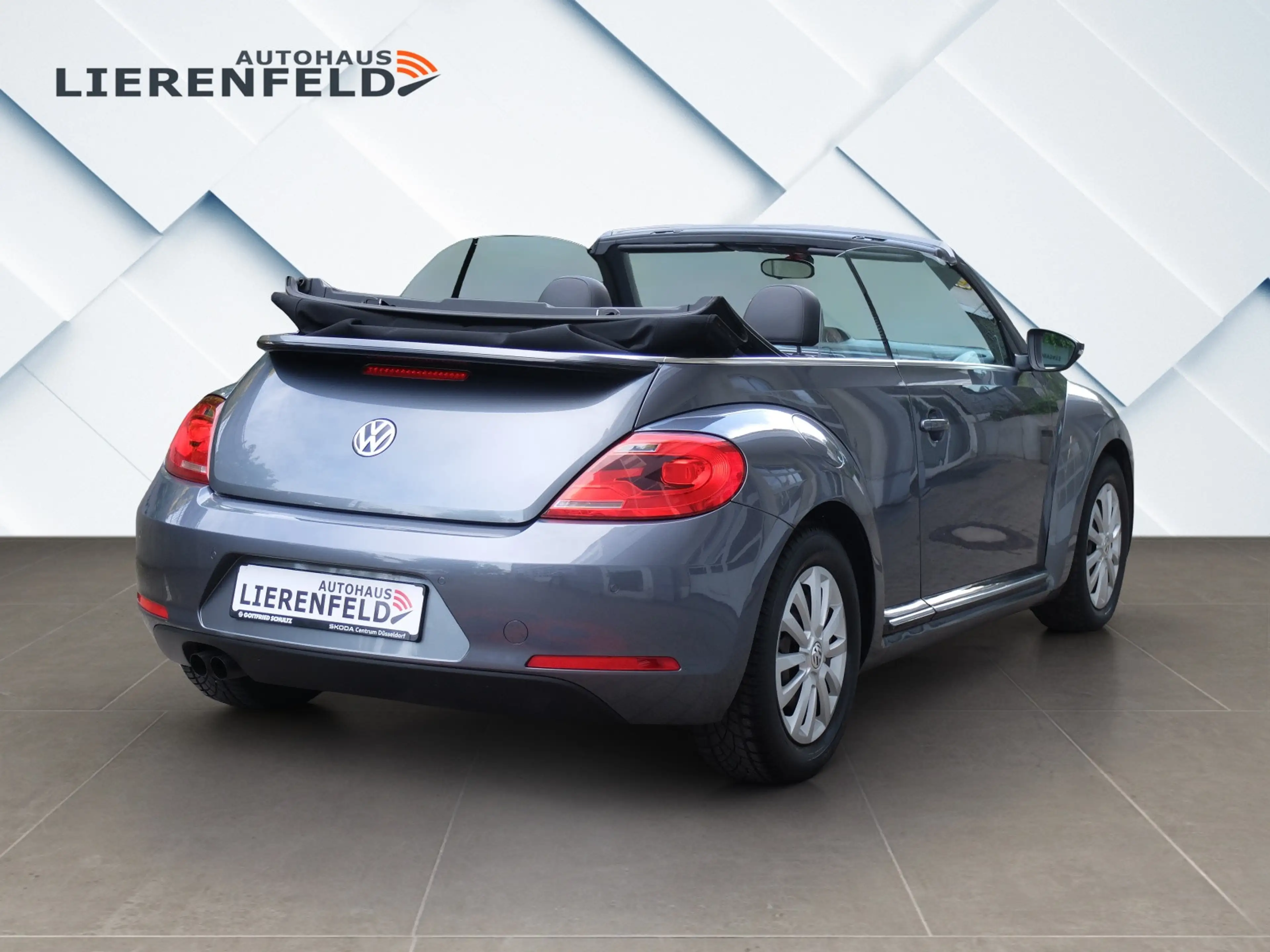Volkswagen Beetle 2.0 TDI Sport Mega Ausstattung — photo 4