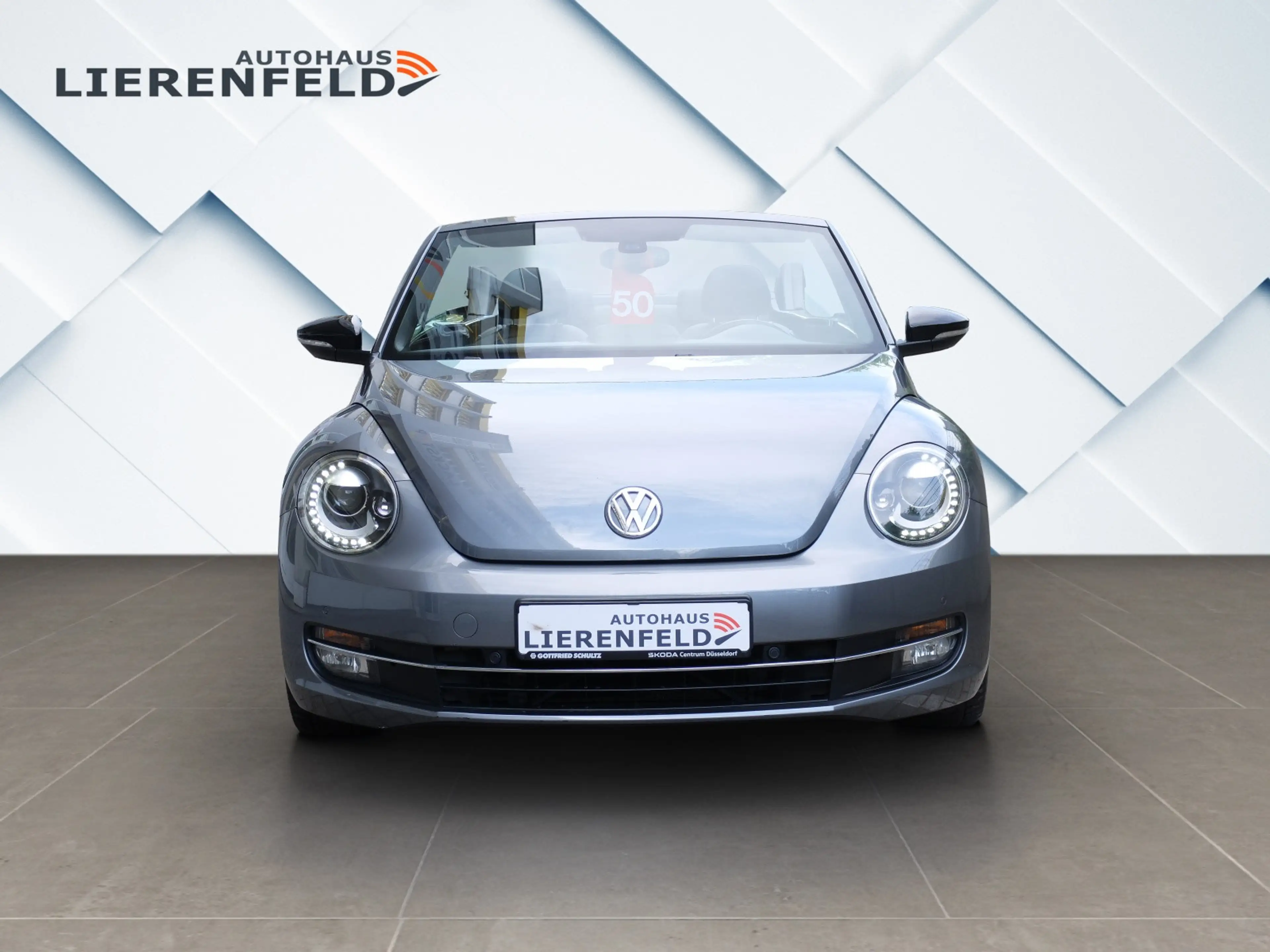 Volkswagen Beetle 2.0 TDI Sport Mega Ausstattung — photo 3