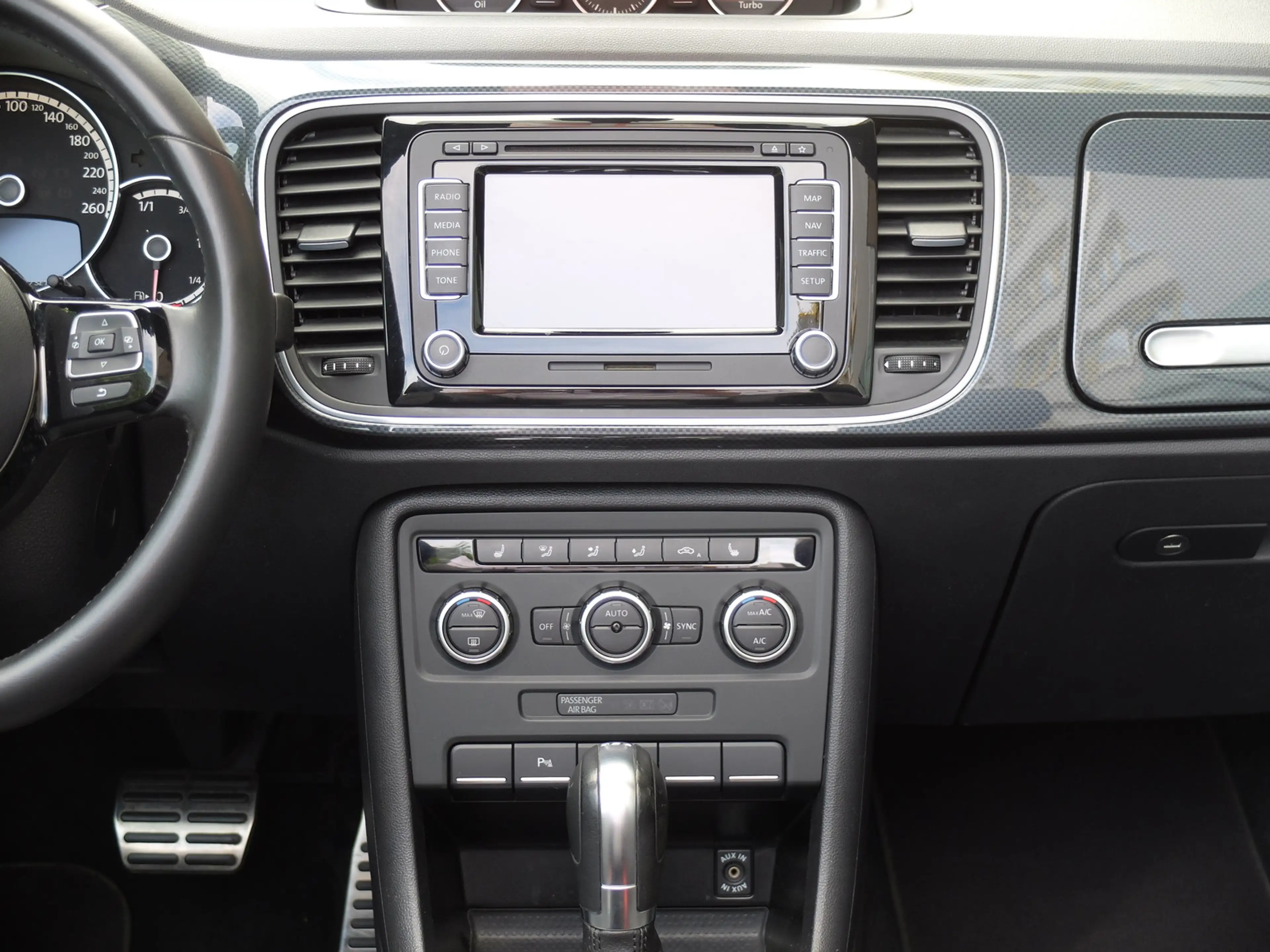 Volkswagen Beetle 2.0 TDI Sport Mega Ausstattung — photo 9