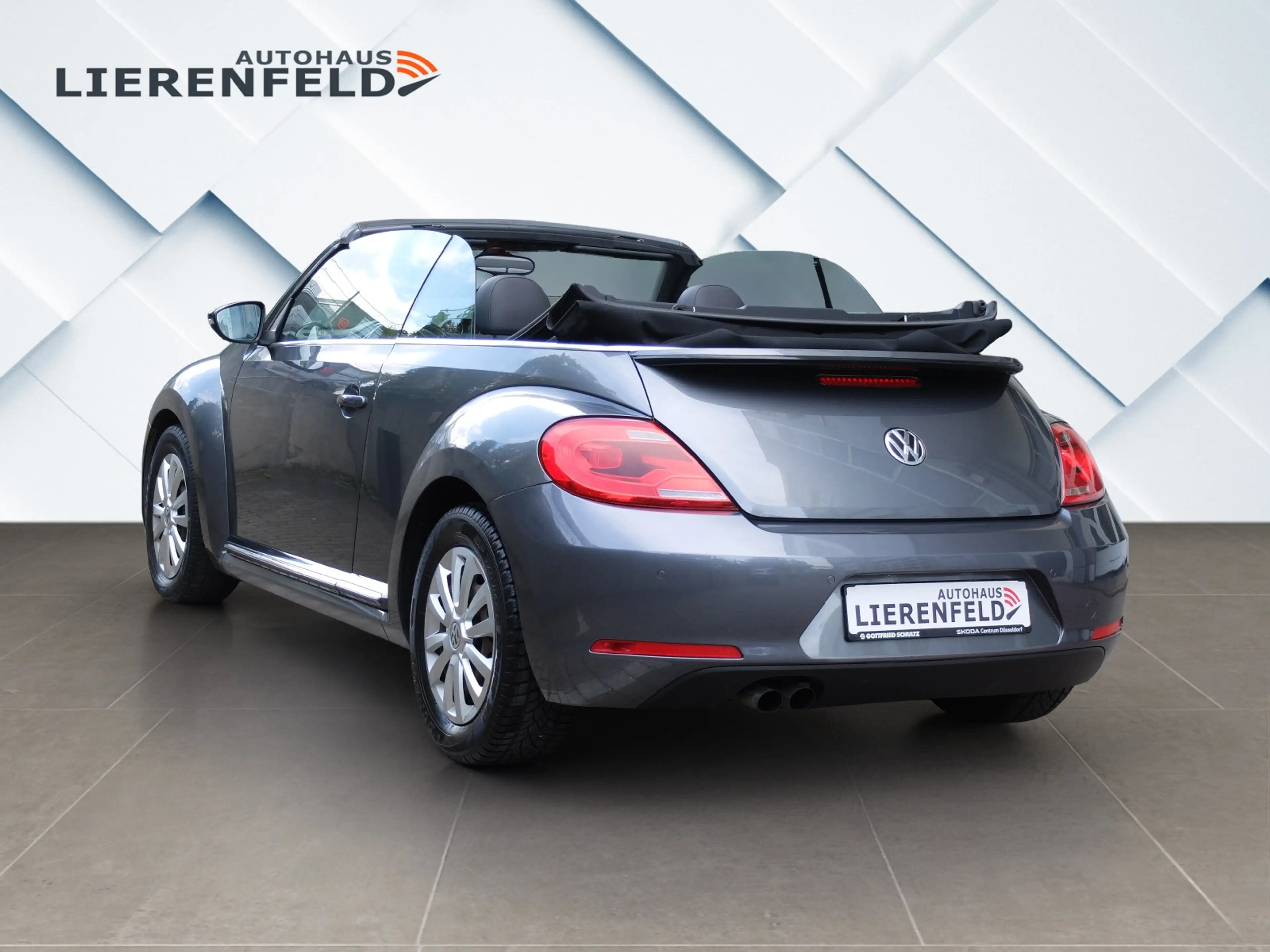 Volkswagen Beetle 2.0 TDI Sport Mega Ausstattung — photo 6