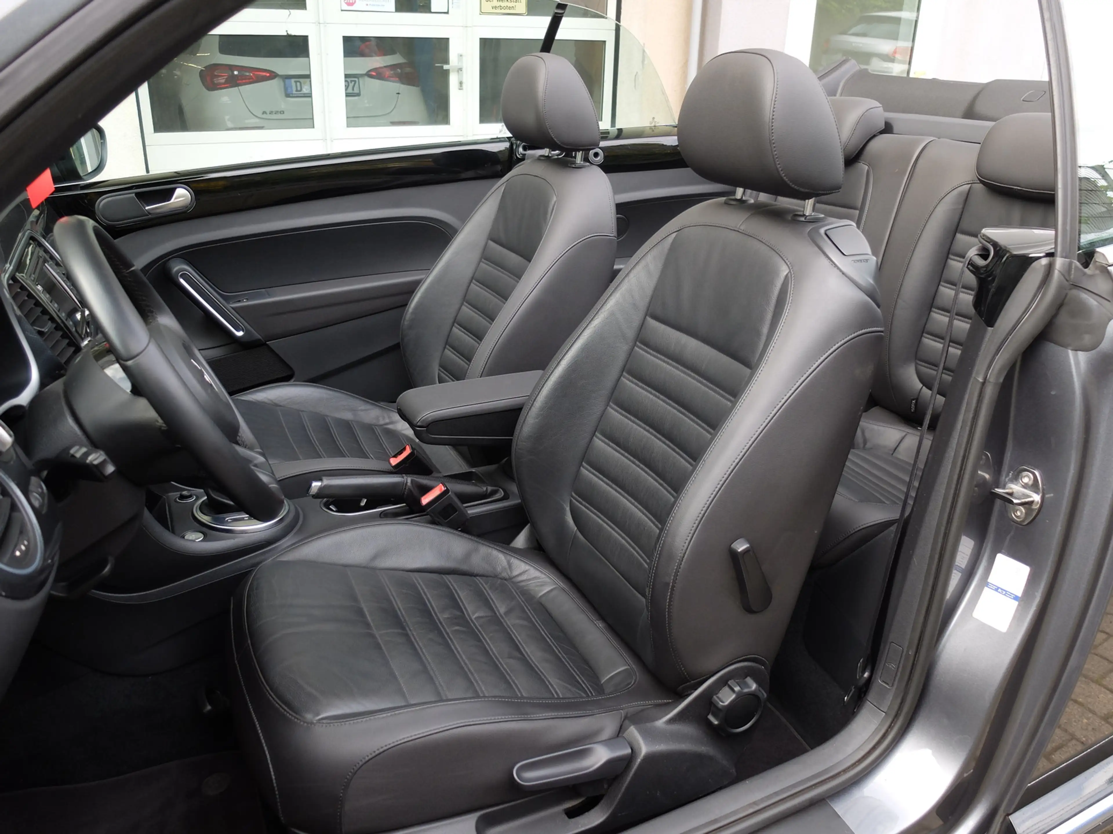Volkswagen Beetle 2.0 TDI Sport Mega Ausstattung — photo 15