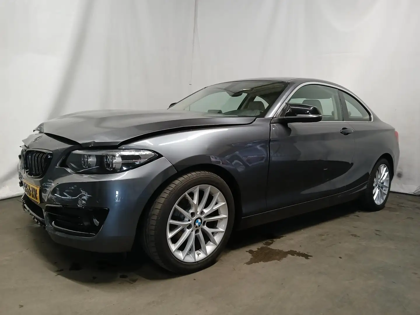 BMW 218 2-serie Coupé 218i High Executive - Frontschade - Grijs - 2