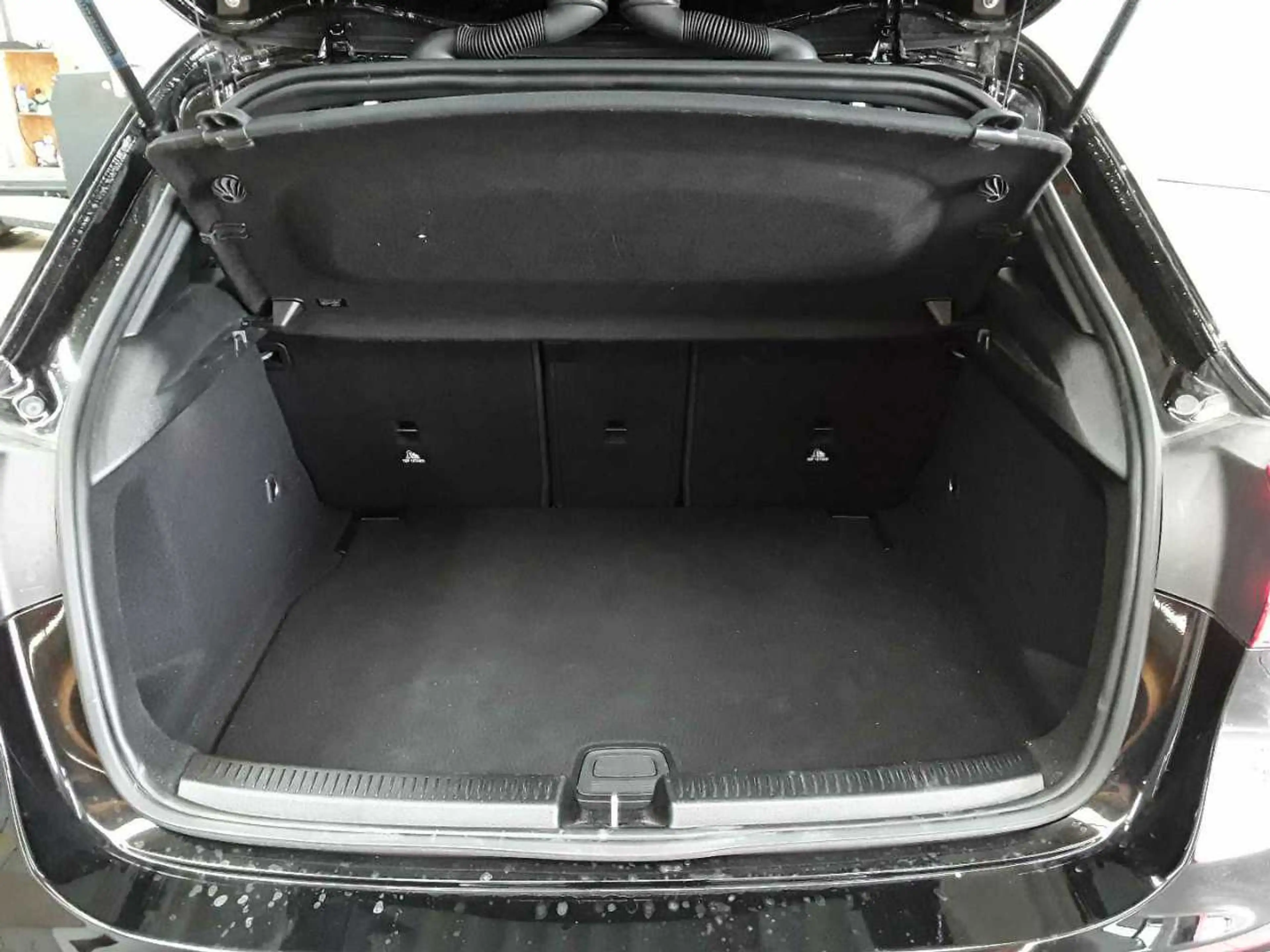 Mercedes-Benz A 200 A 200d -Progressive AHL LED BusiP AssiP — photo 15