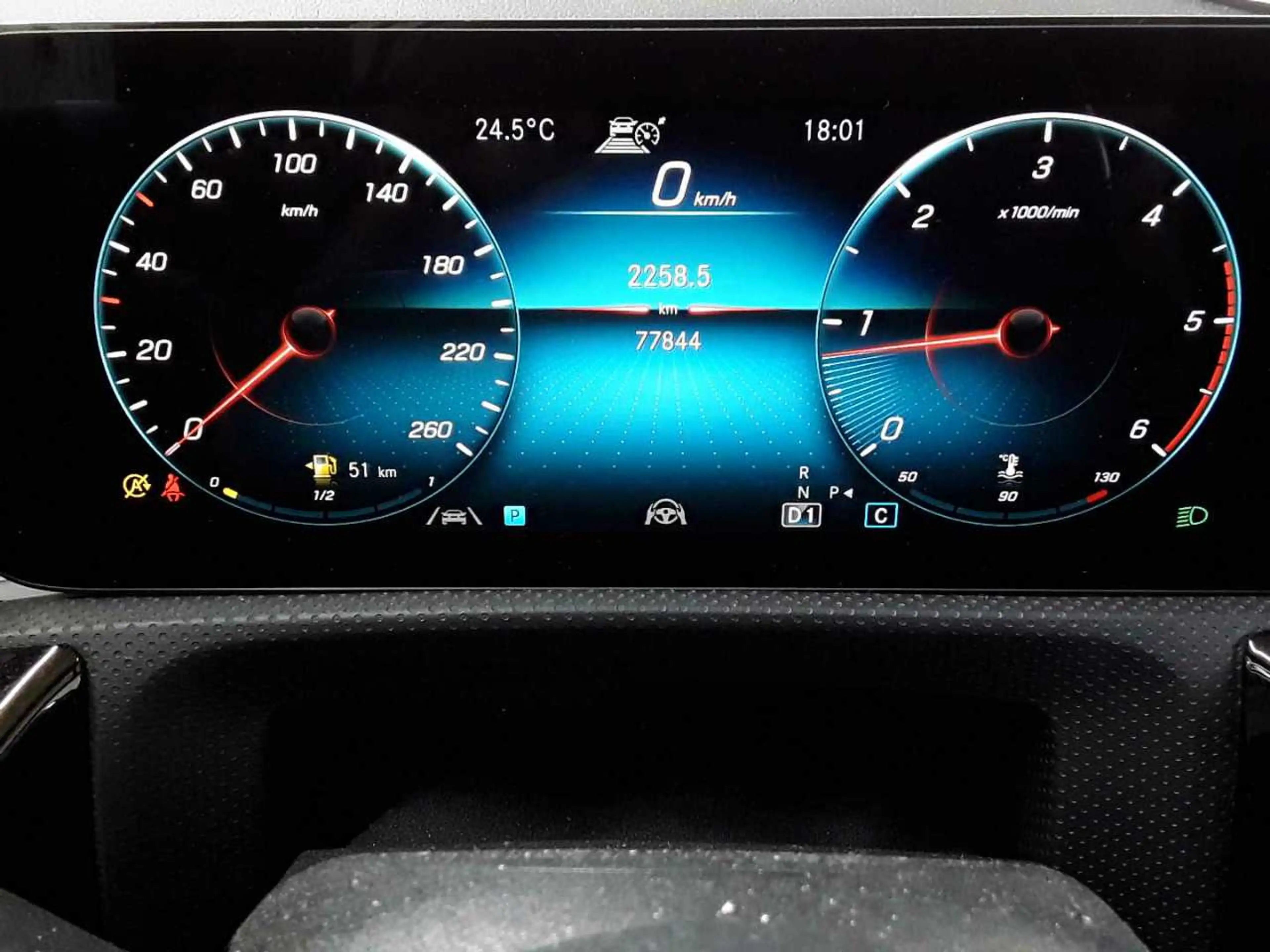 Mercedes-Benz A 200 A 200d -Progressive AHL LED BusiP AssiP — photo 11