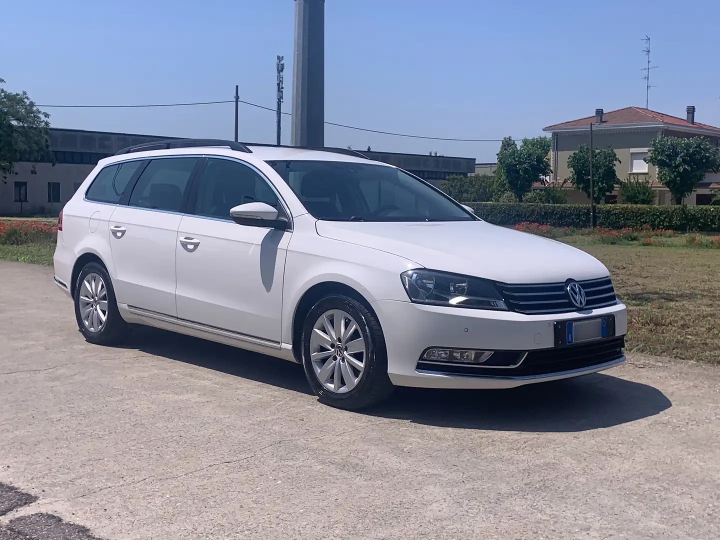 Volkswagen Passat Variant Passat VII 2013 Variant 2.0 tdi Comfortline DSG Bianco - 2