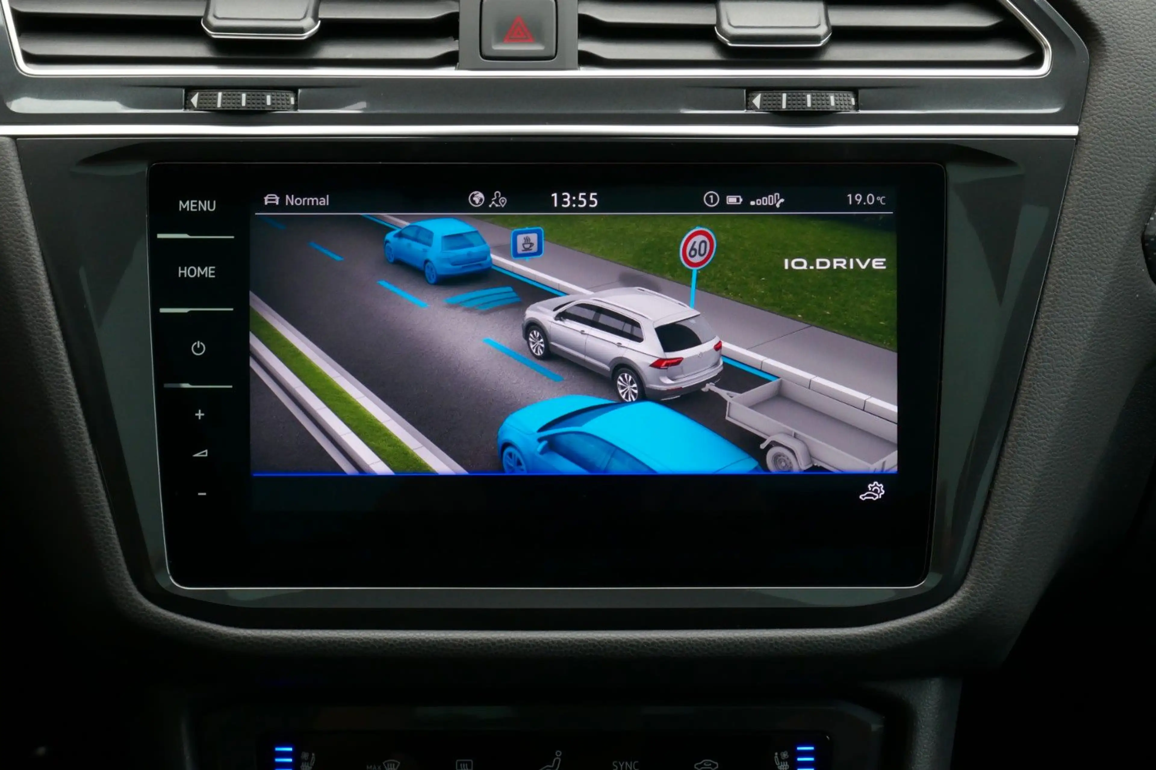 Volkswagen Tiguan Allspace R-LINE V-Leder Pano 360° Stndhzg — photo 22