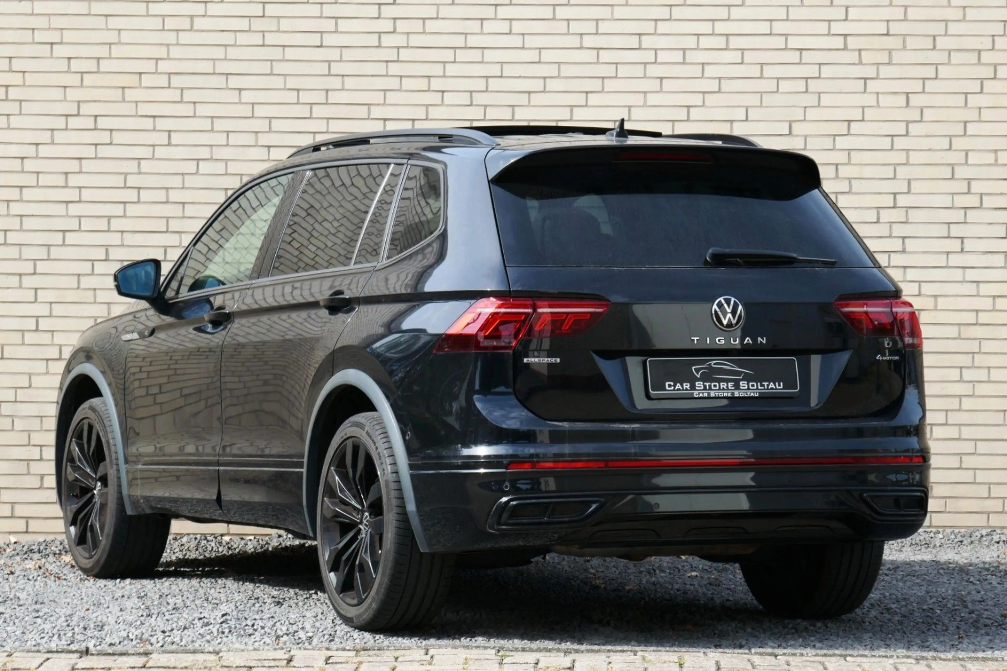 Volkswagen Tiguan Allspace R-LINE V-Leder Pano 360° Stndhzg — photo 5