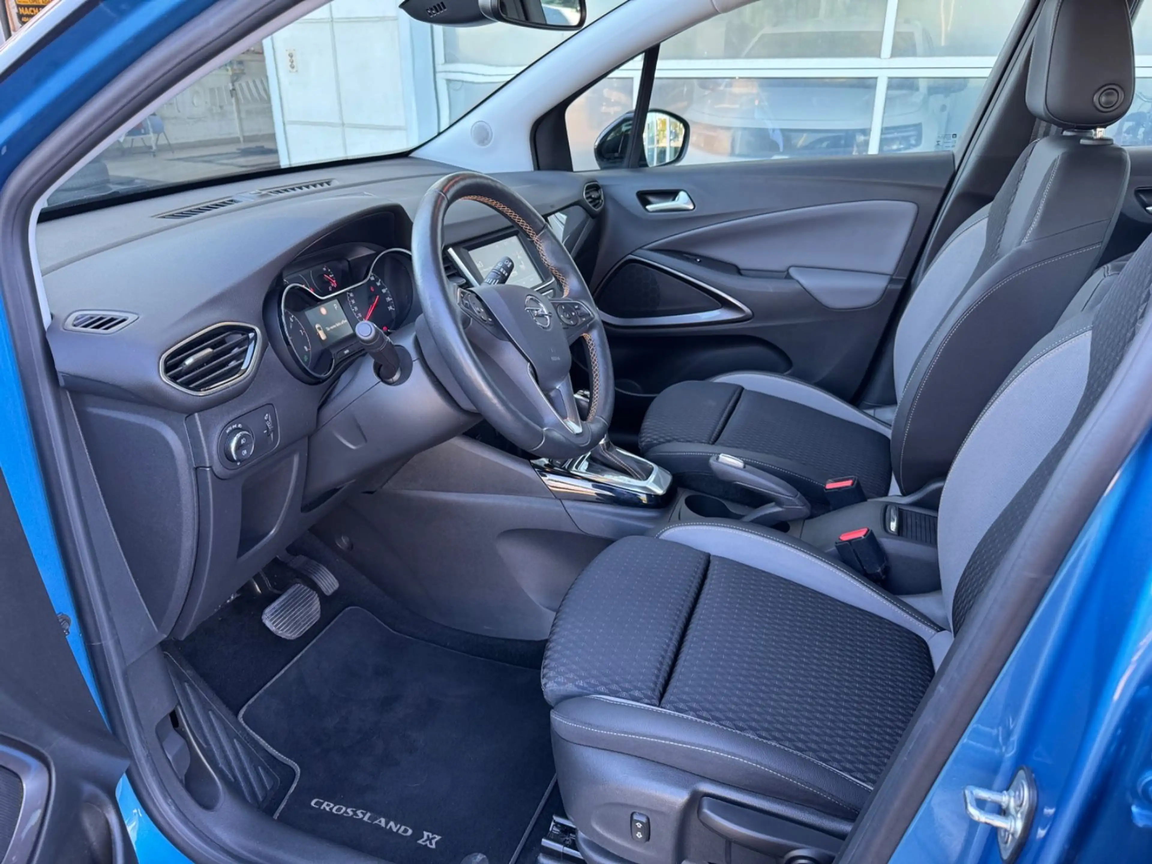 Opel Crossland X Innovation Automatik — photo 8