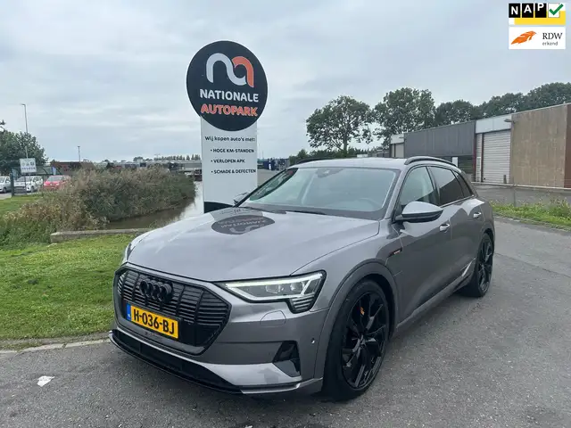 Audi e-tron | 2019 | 50 quattro Launch Edition Plus 71 kWh | N