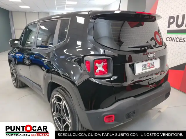 Jeep Renegade view 25