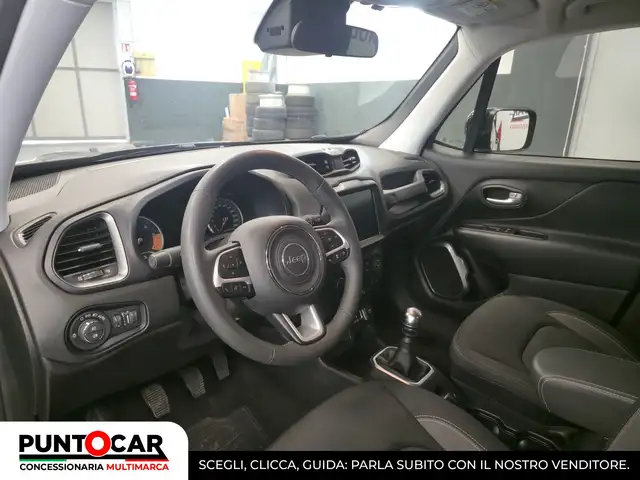 Jeep Renegade view 10