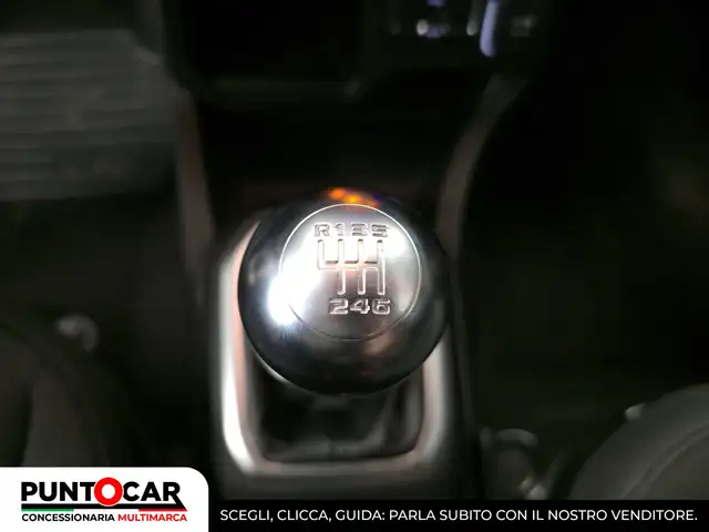 Jeep Renegade view 23