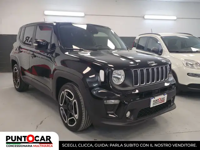 Jeep Renegade view 3