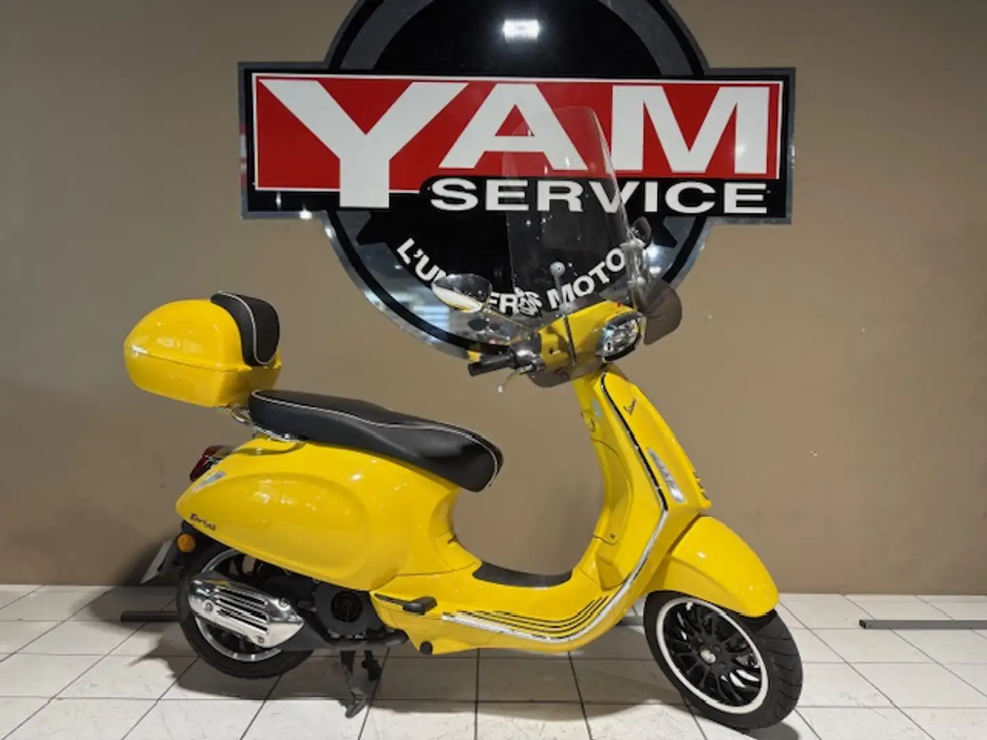 Vespa Sprint 125 Sarı - 1