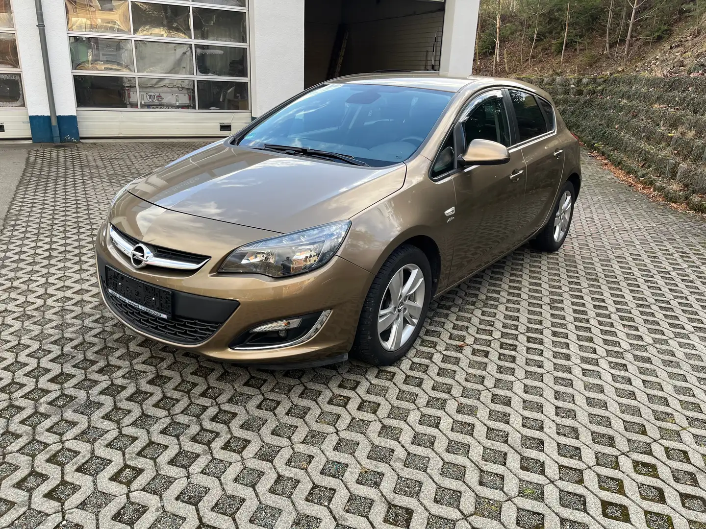 Opel Astra Active,wenig Kilometer Braun - 1