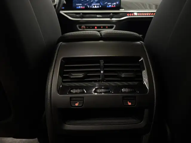 BMW X6 xDrive30d *M-Sportpaket PRO* Ansicht 17