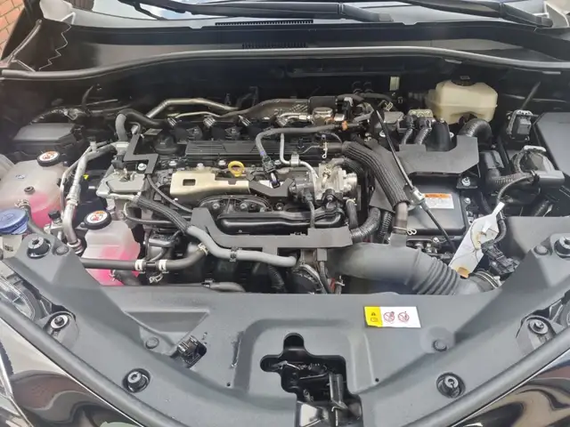 Toyota C-HR view 24