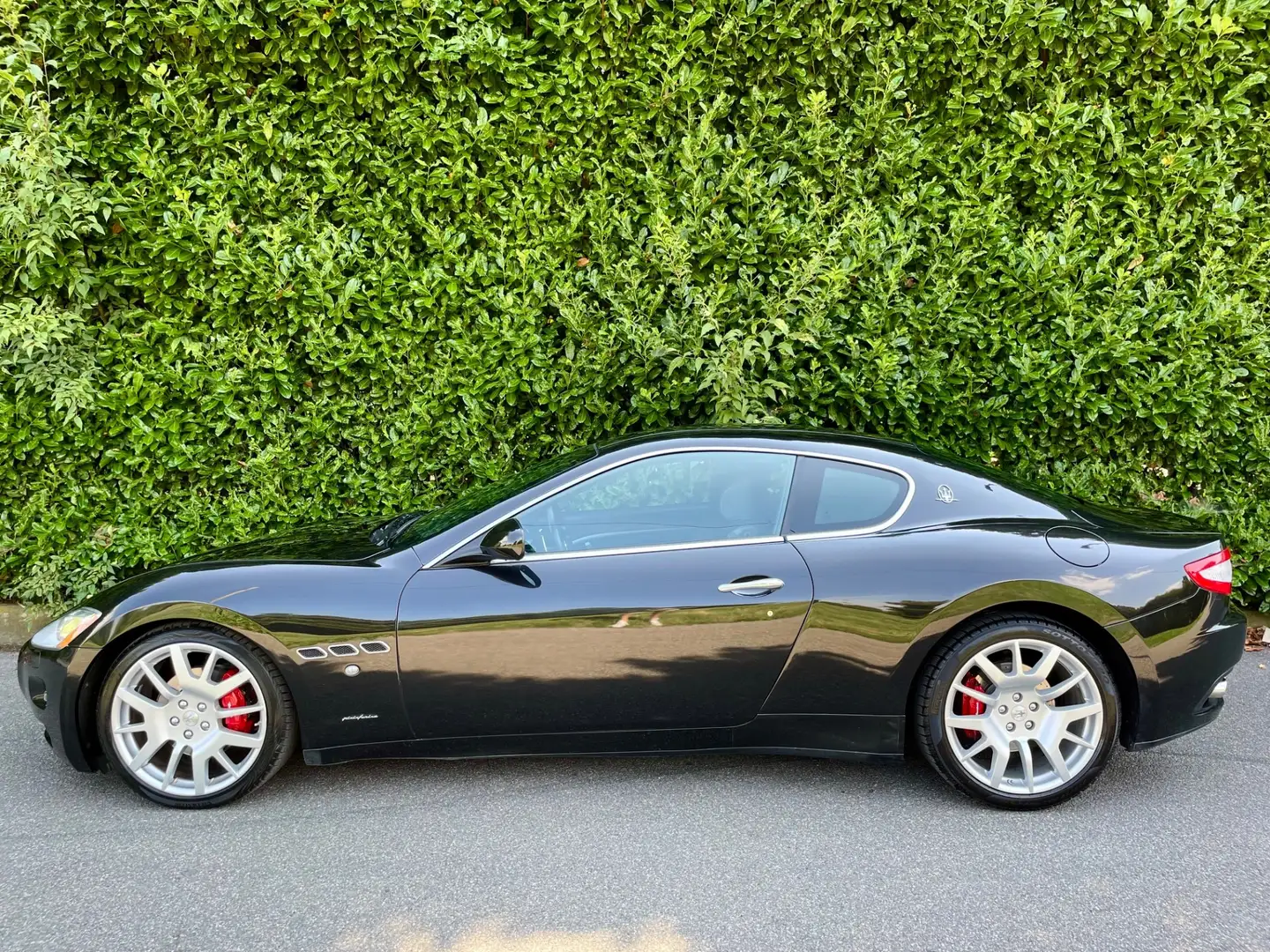 Maserati GranTurismo 4.2 V8 Nero - 2