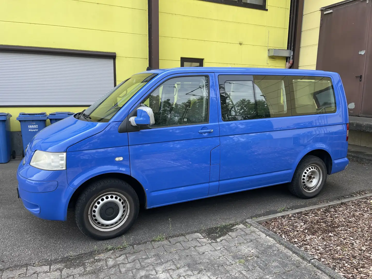 Volkswagen T5 Caravelle Kurz (7.Si.) - 1