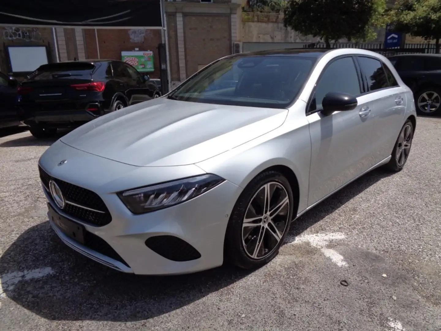 Mercedes-Benz A 180 D AUTOMATIC ADVANCED PROGRESSIVE TETTO CAM"18 Argento - 1
