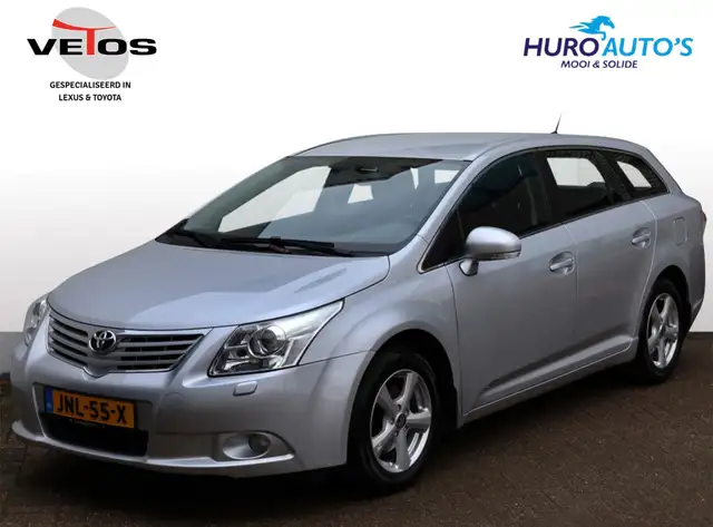 Toyota Avensis Wagon 1.8 VVTi Dynamic | Parkeersensoren | Clima |