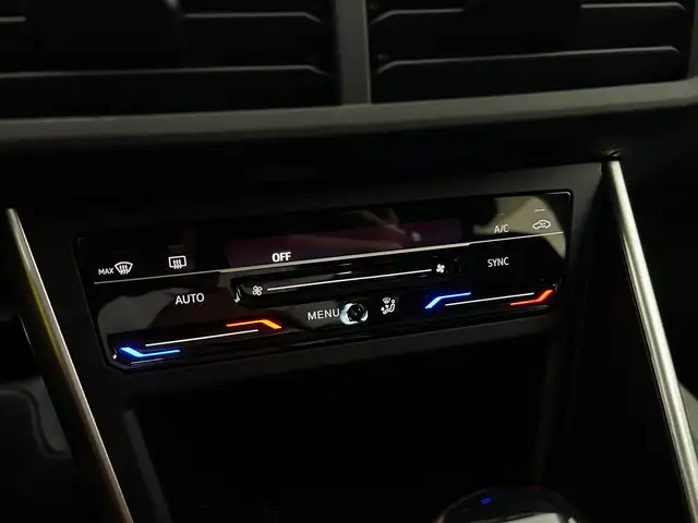Volkswagen Polo view 13