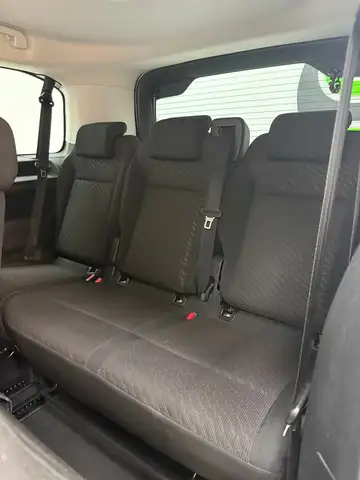 Toyota Proace Verso view 17