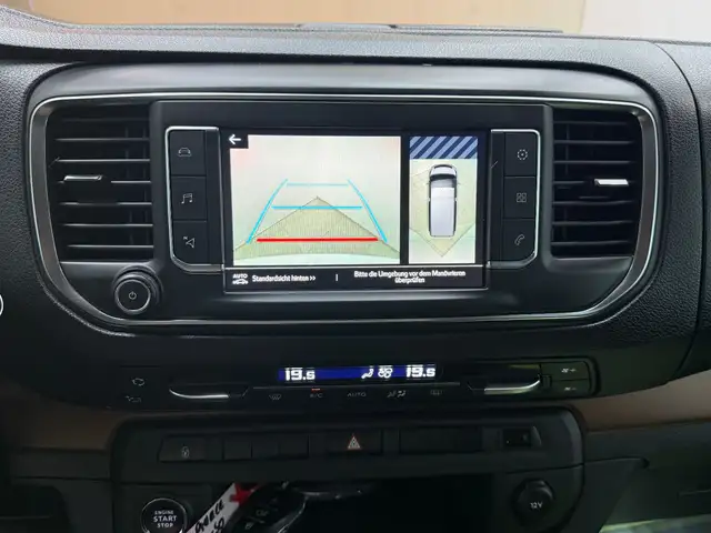 Toyota Proace Verso view 20