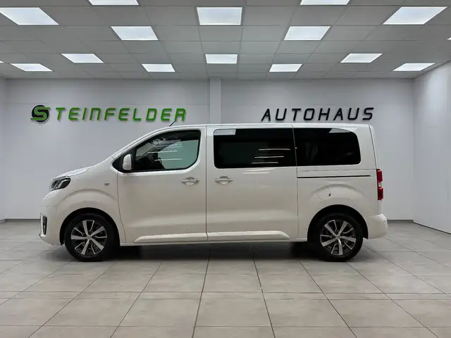 Toyota Proace Verso view 4