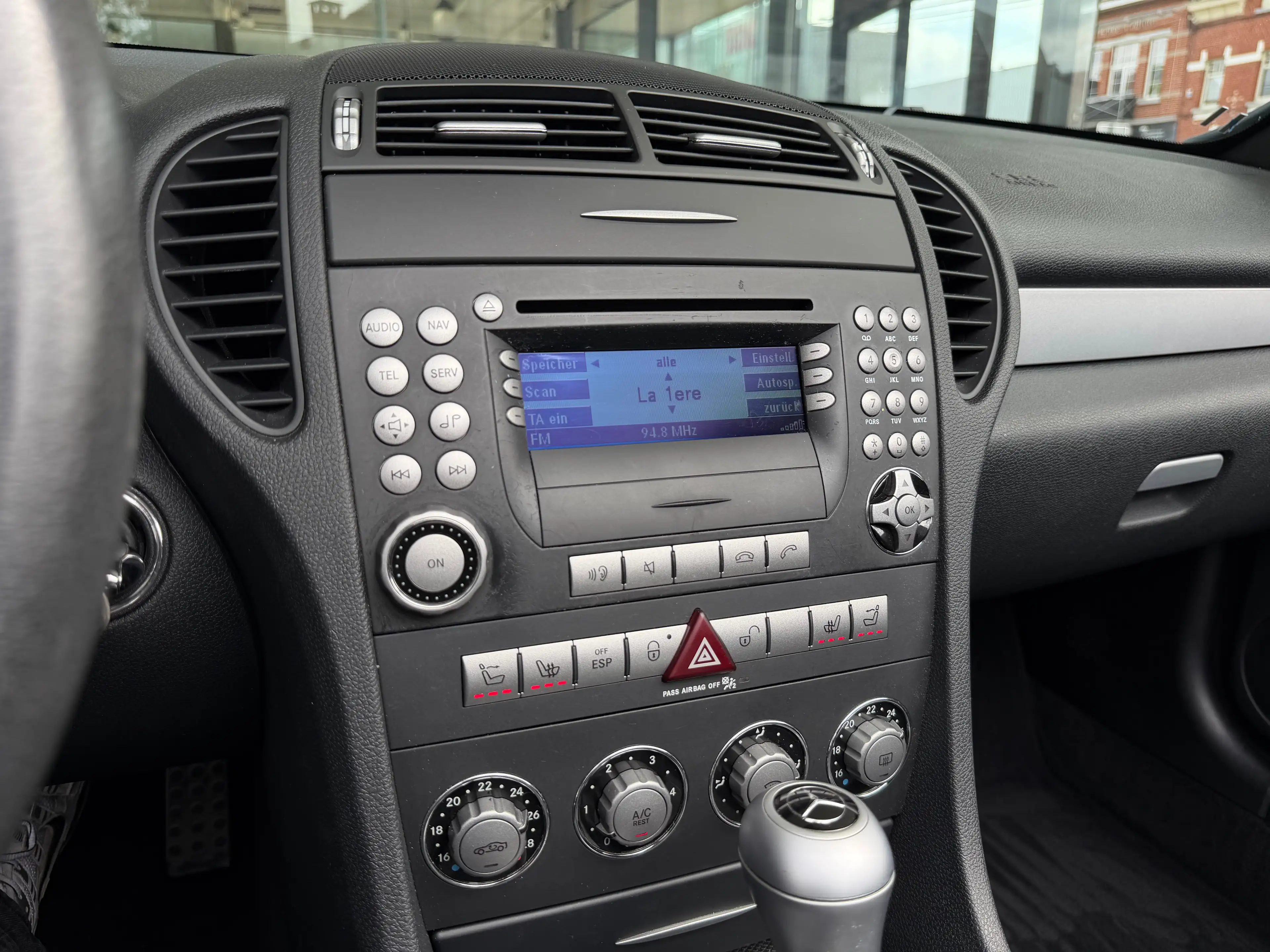 Mercedes-Benz SLK 200 SLK 200 Kompressor CLIM CUIR GPS AUTOMATIC GAR 12MOIS — photo 15