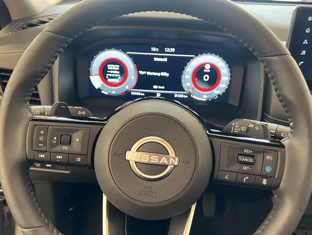 Nissan X-Trail view 11