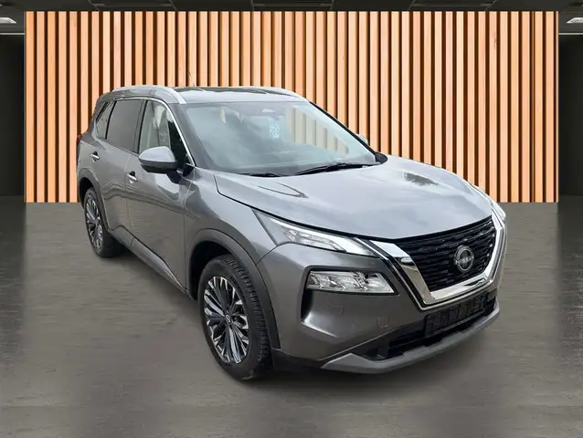 Nissan X-Trail view 5