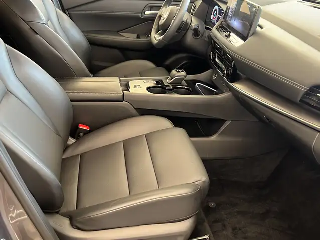 Nissan X-Trail view 26