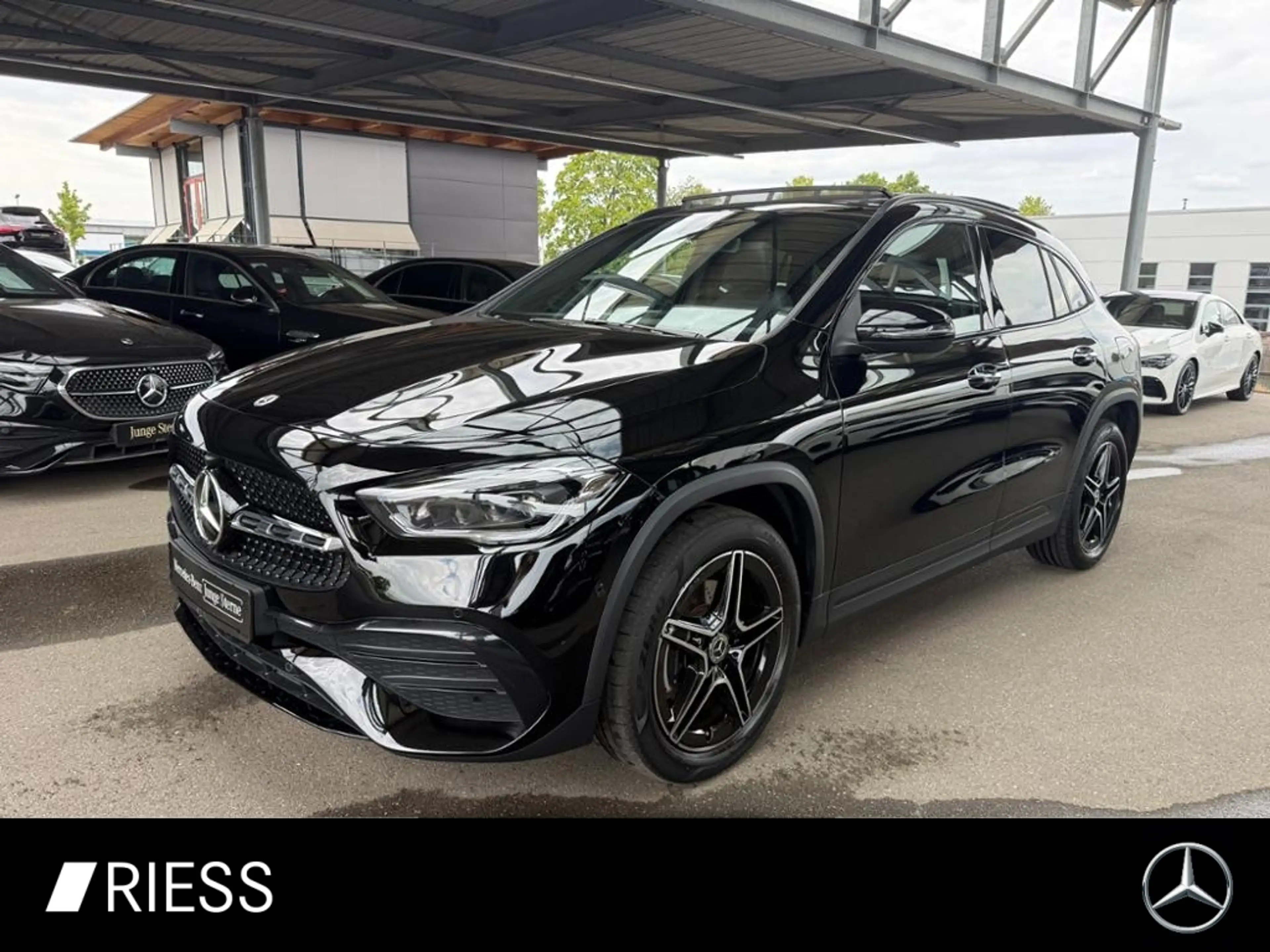 Mercedes-Benz GLA 250 e AHK AUT Fernlichtass. Kam. KeyLess LED