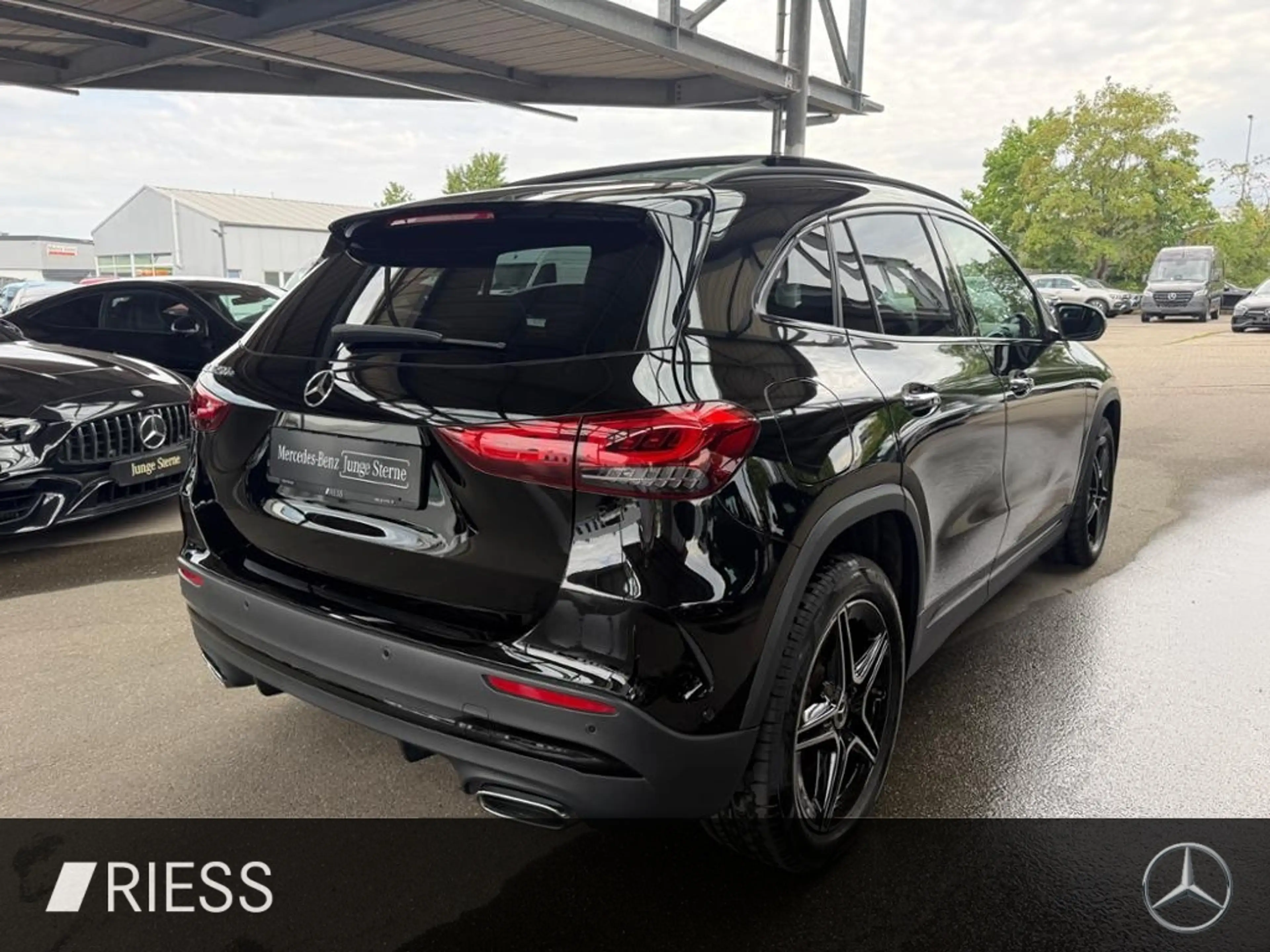 Mercedes-Benz GLA 250 e AHK AUT Fernlichtass. Kam. KeyLess LED — photo 10