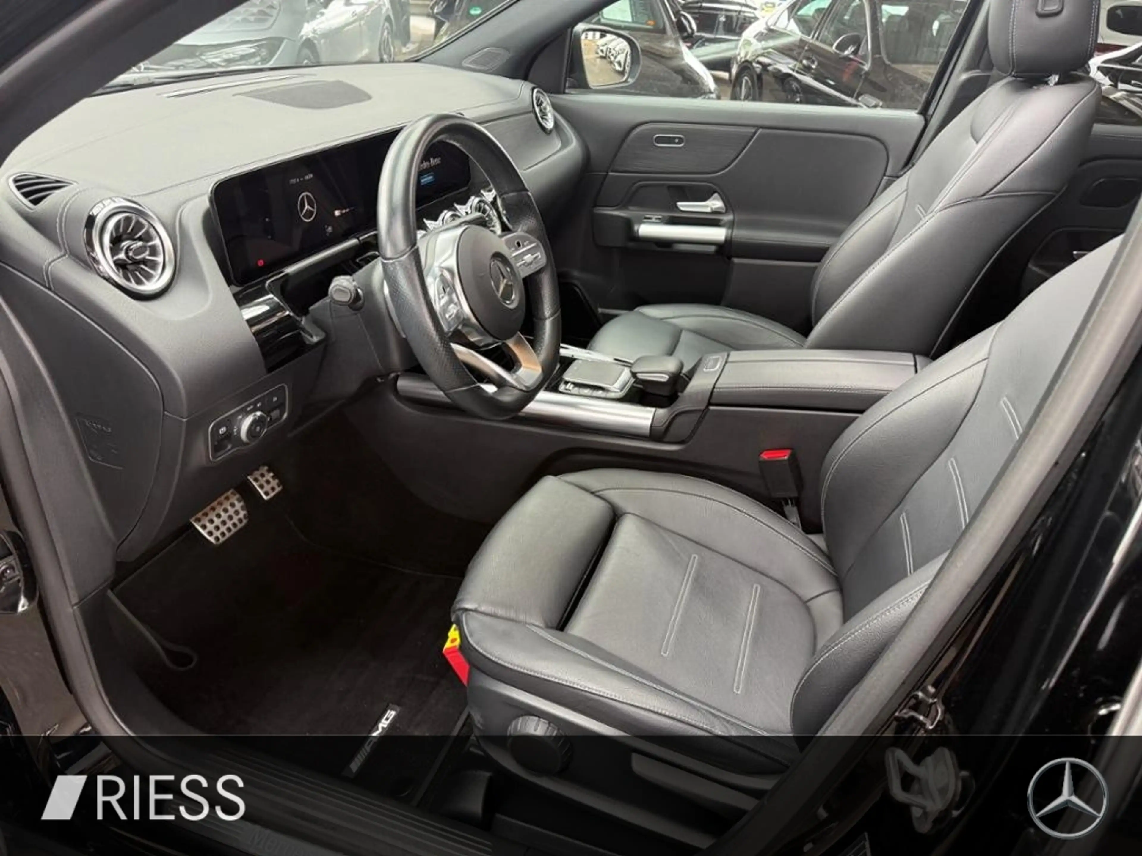 Mercedes-Benz GLA 250 e AHK AUT Fernlichtass. Kam. KeyLess LED — photo 6