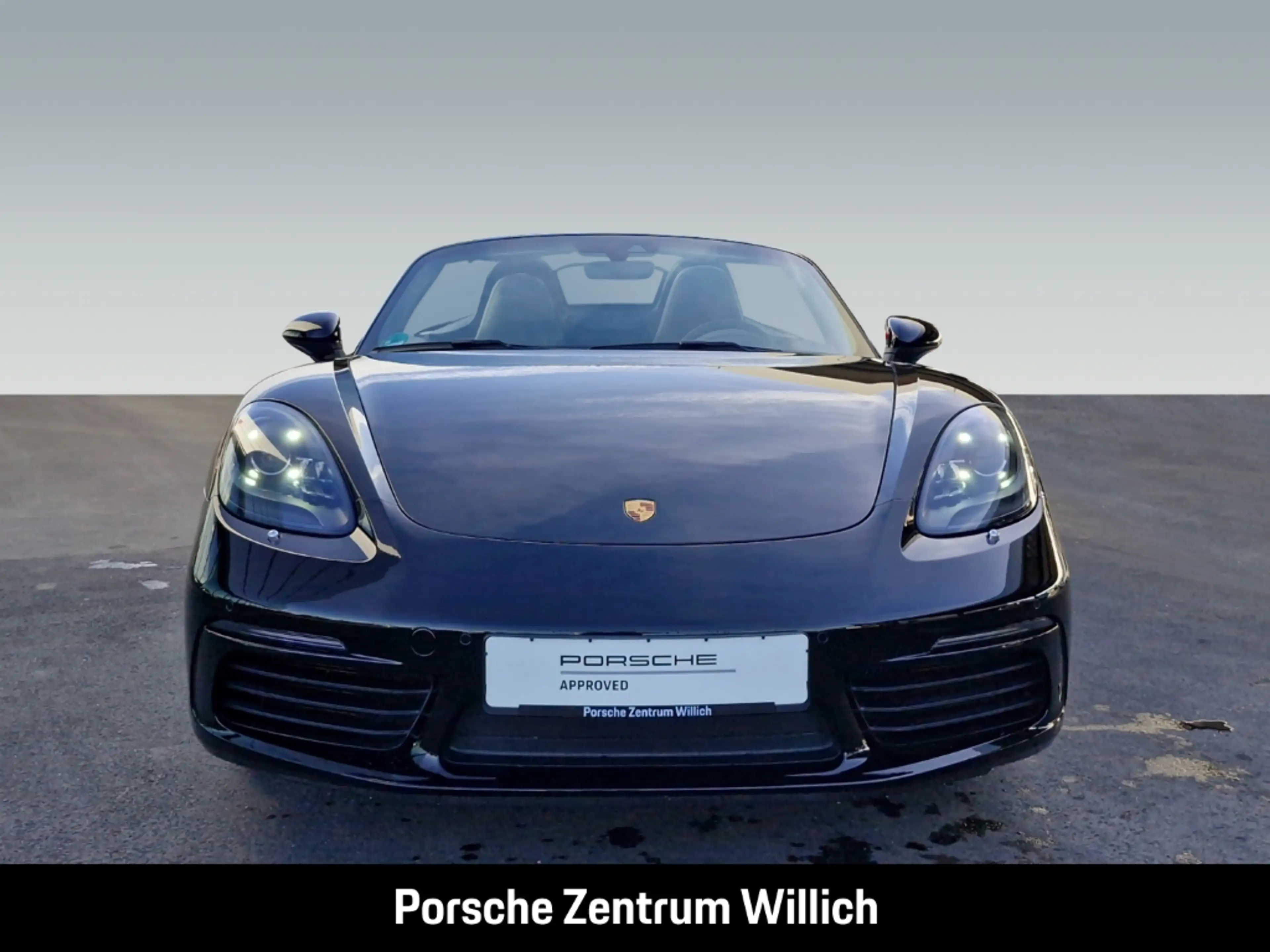 Porsche Boxster 718 S — photo 8