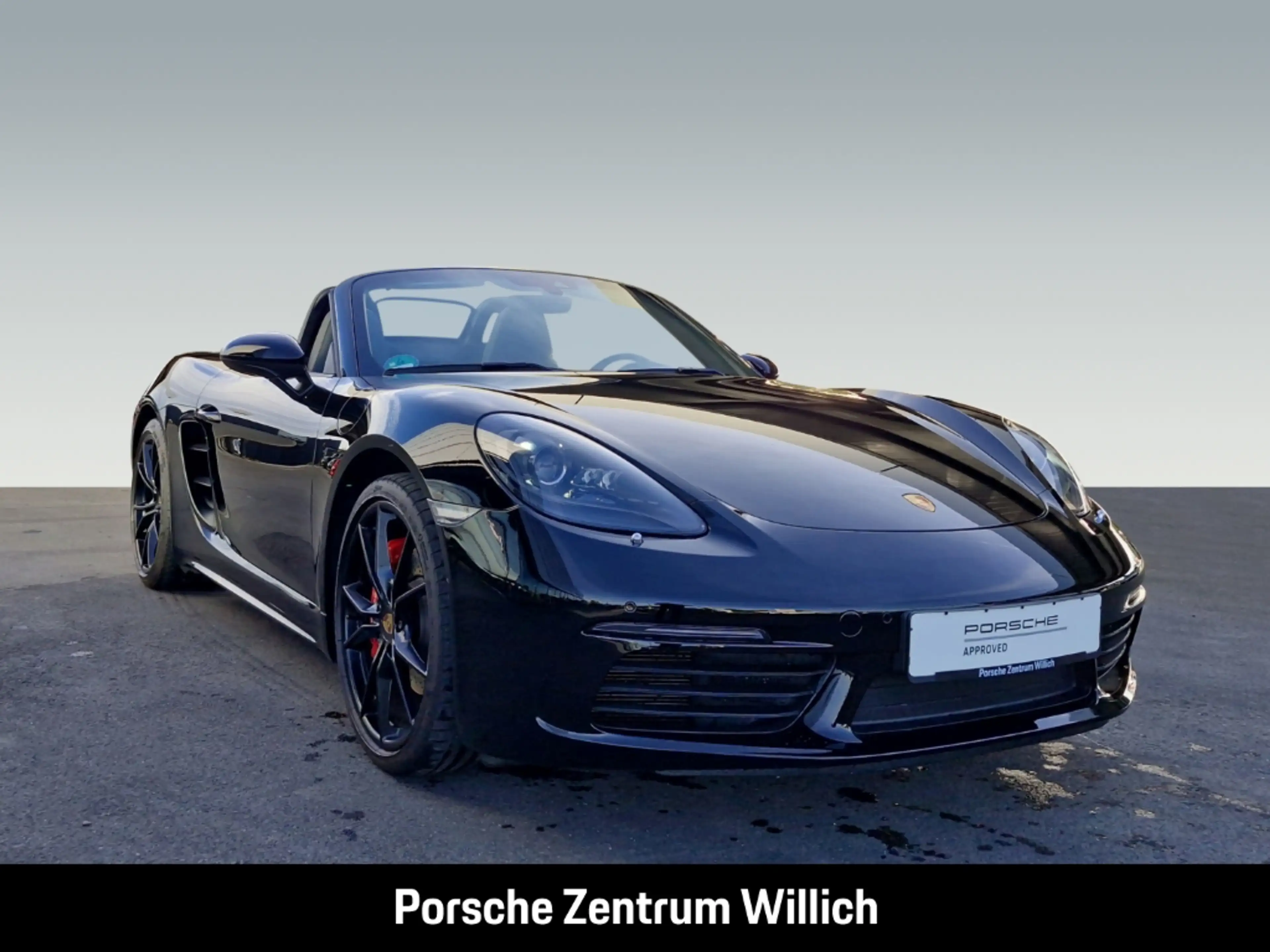 Porsche Boxster 718 S — photo 7