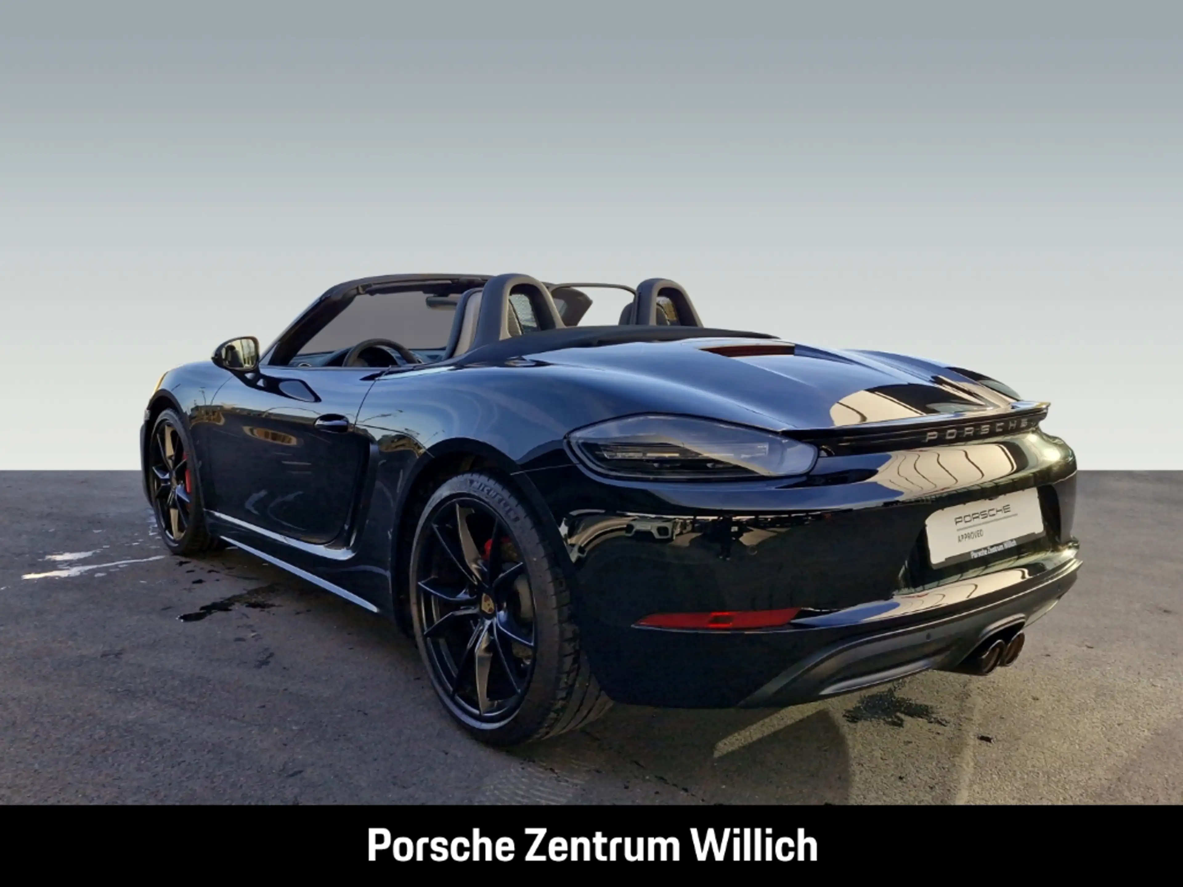 Porsche Boxster 718 S — photo 3