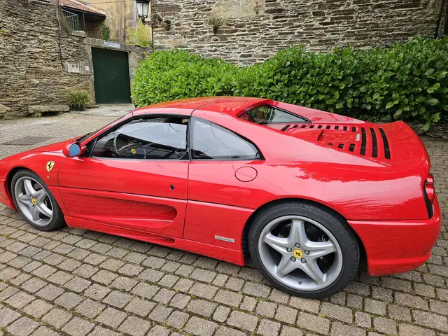 Ferrari F355 GTS