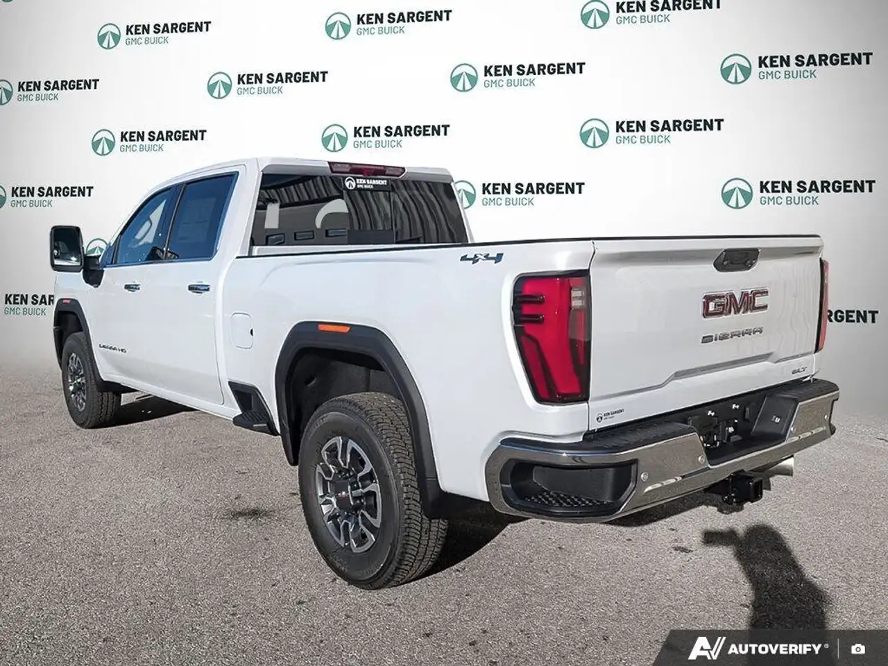 GMC Sierra 2500HD снимка GMC Sierra 2500HD