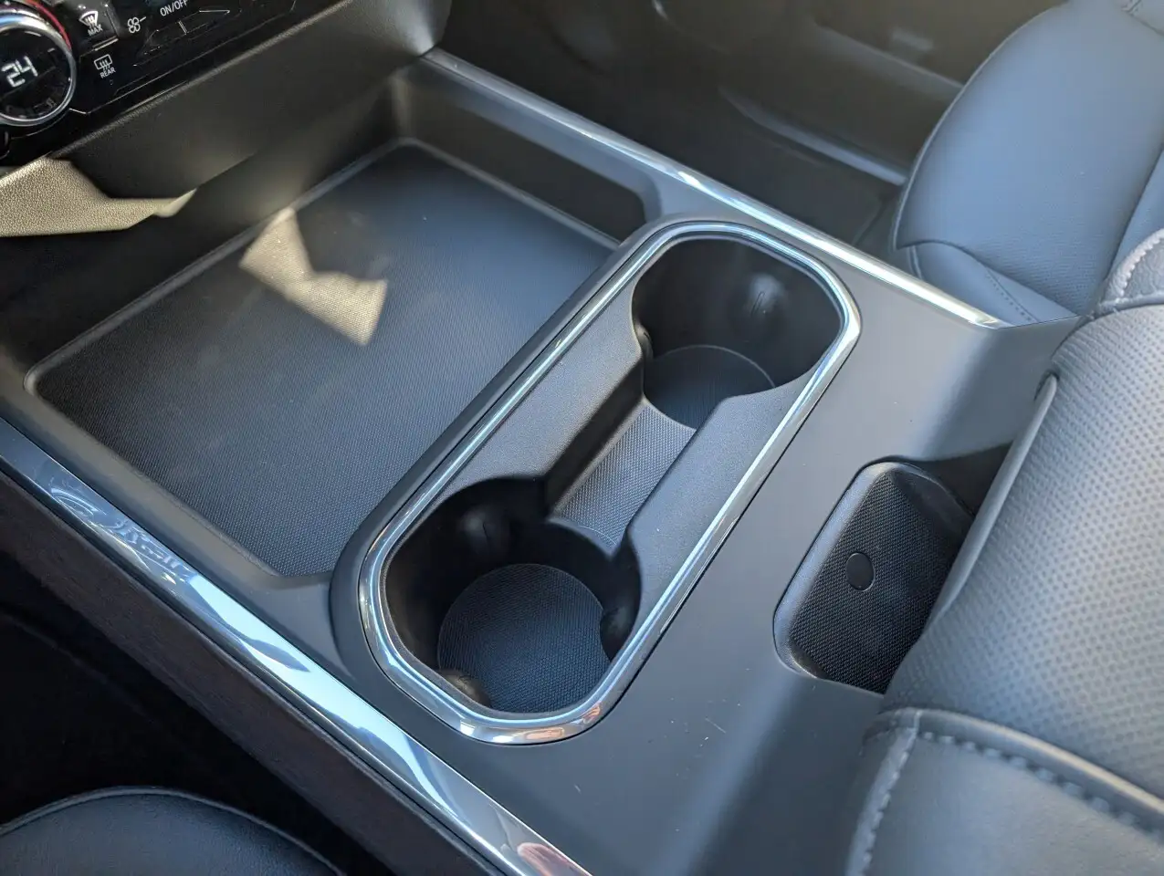 GMC Sierra 2500HD снимка GMC Sierra 2500HD